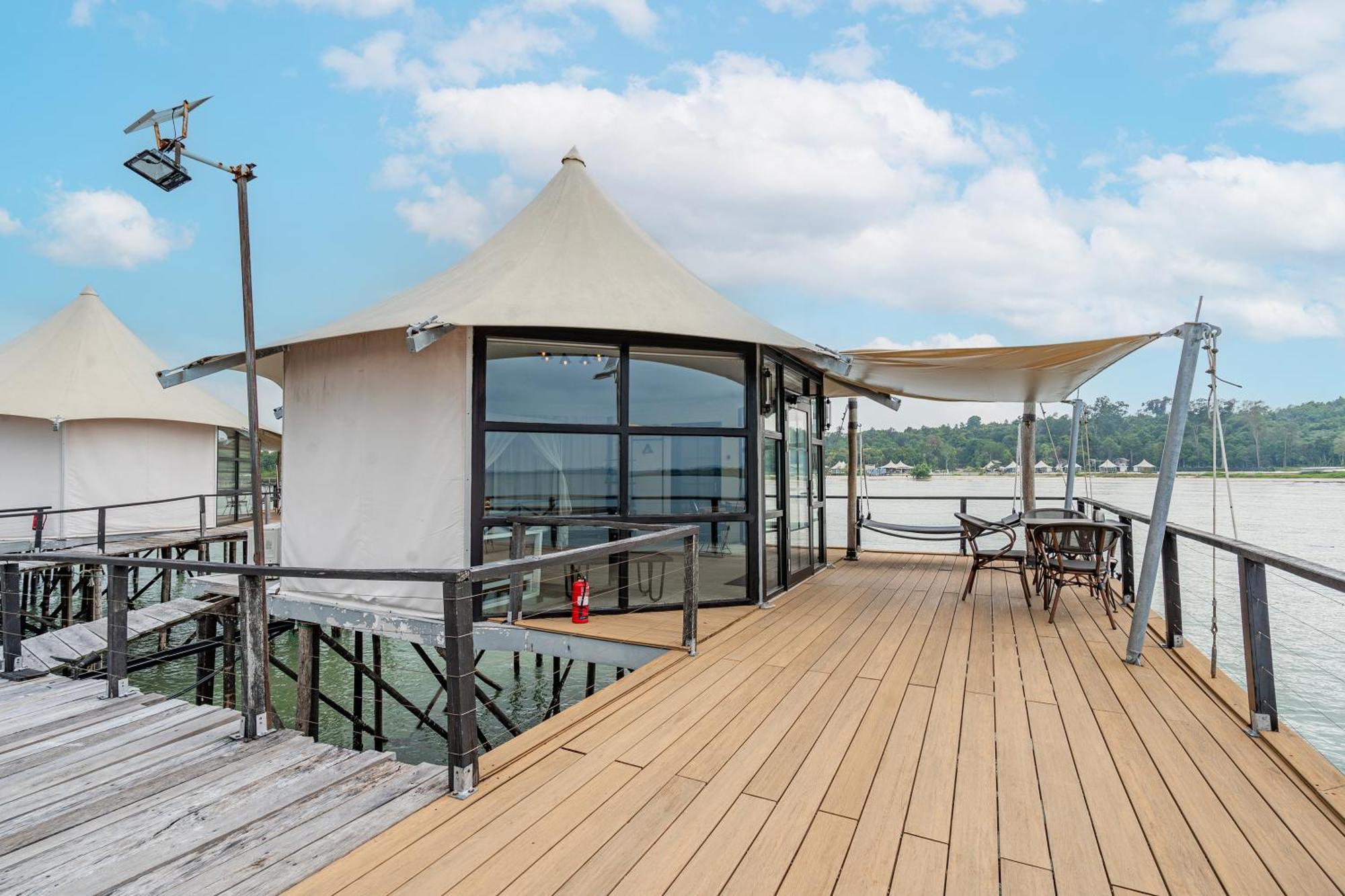 Kiki Beach Resort, Batam Galang Island Eksteriør billede